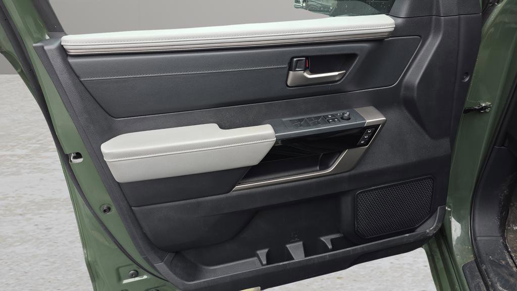 Used 2022 Toyota Tundra Limited image 10