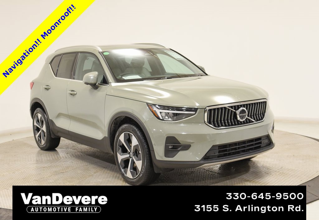 Used 2024 Volvo XC40 B5 Plus