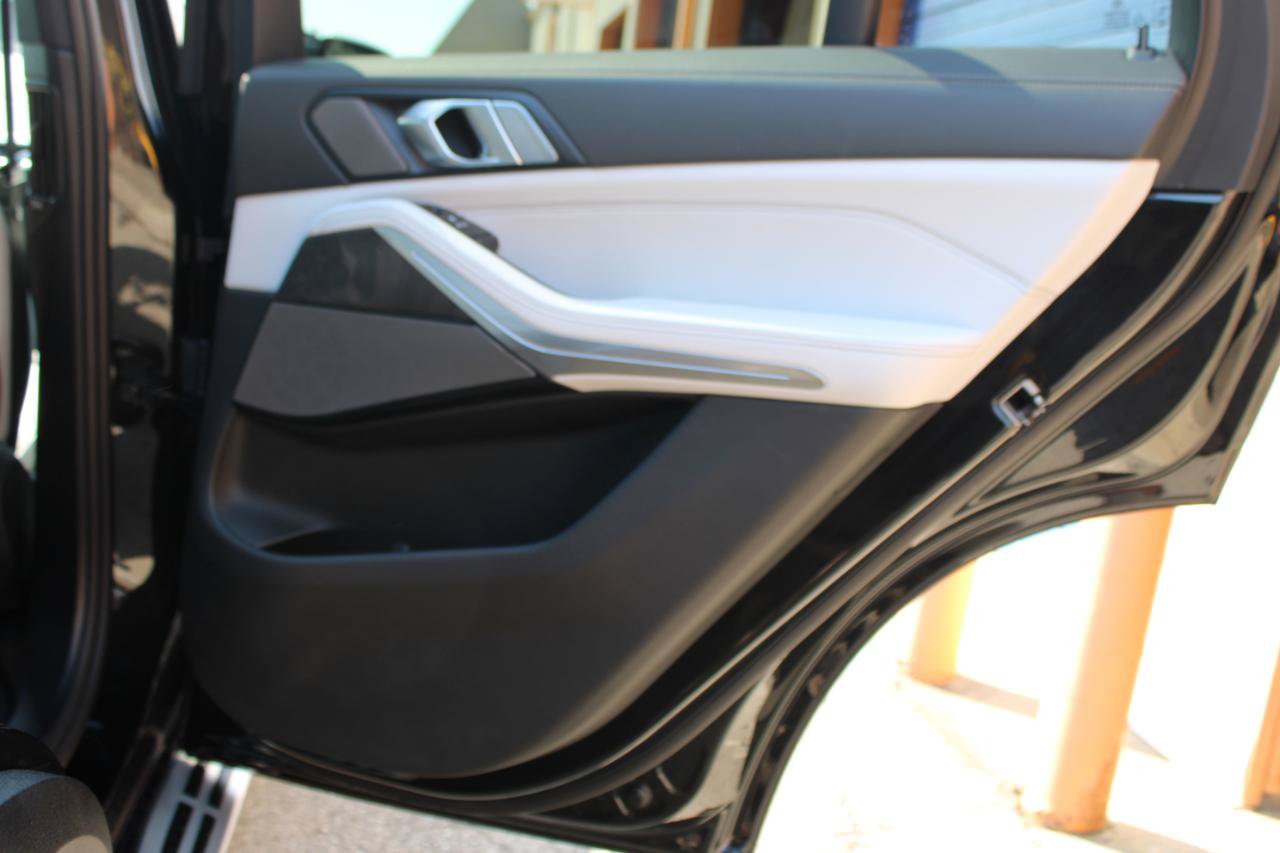 Used 2026 BMW X5 xDrive40i AWD/4WD image 47