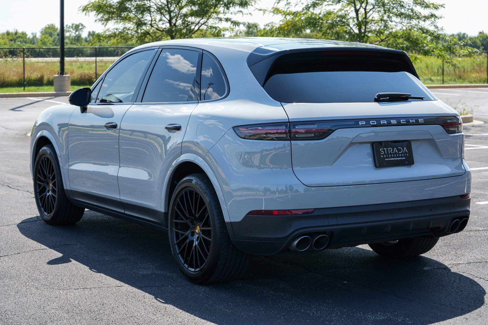 Used 2021 Porsche Cayenne S w/ Premium Package Plus AWD/4WD image 7