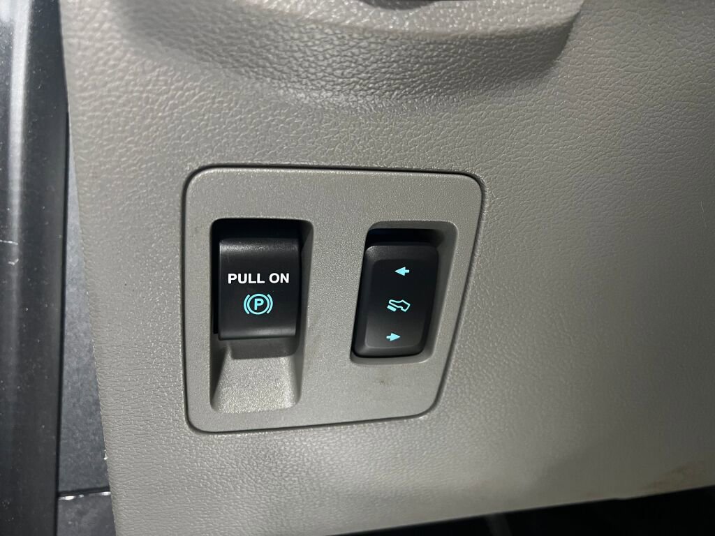 Used 2019 Ford F150 XLT w/ Equipment Group 302A Luxury image 15