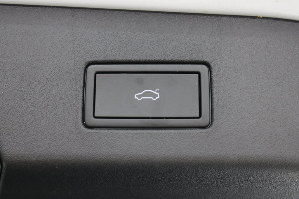 Used 2021 Volkswagen ID.4 Pro S RWD image 31