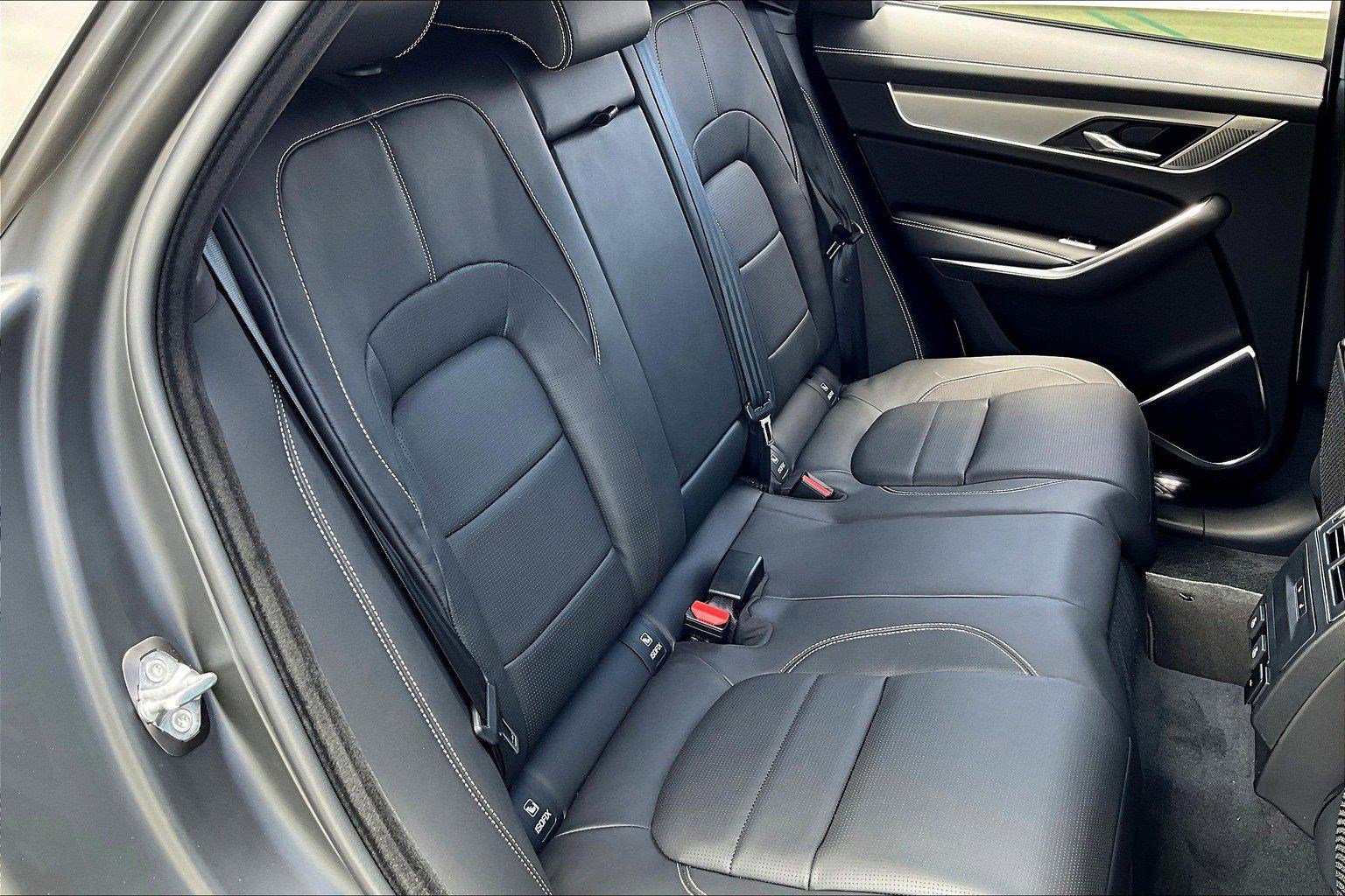 New 2026 Jaguar F-PACE R-Dynamic S image 12