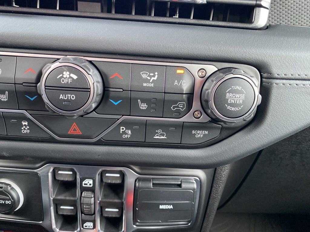 New 2026 Jeep Wrangler Unlimited Rubicon 392 image 27