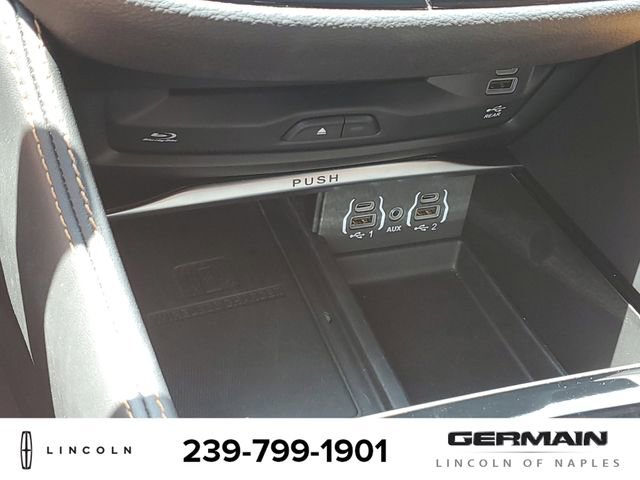 Used 2023 Chrysler Pacifica Pinnacle FWD image 33