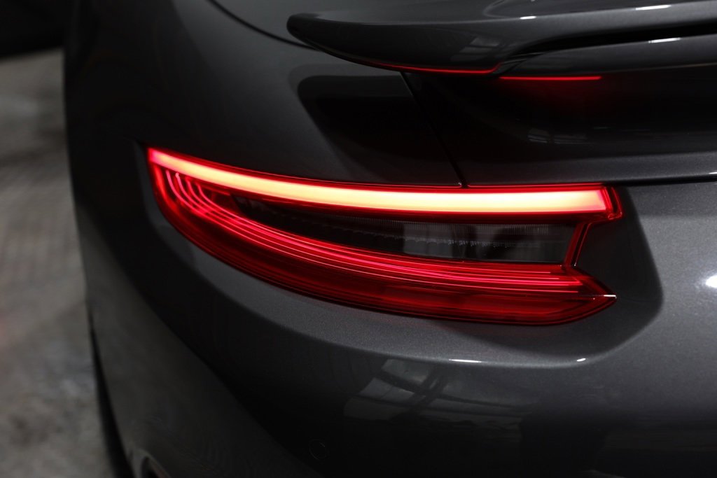 Used 2019 Porsche 911 Turbo image 29