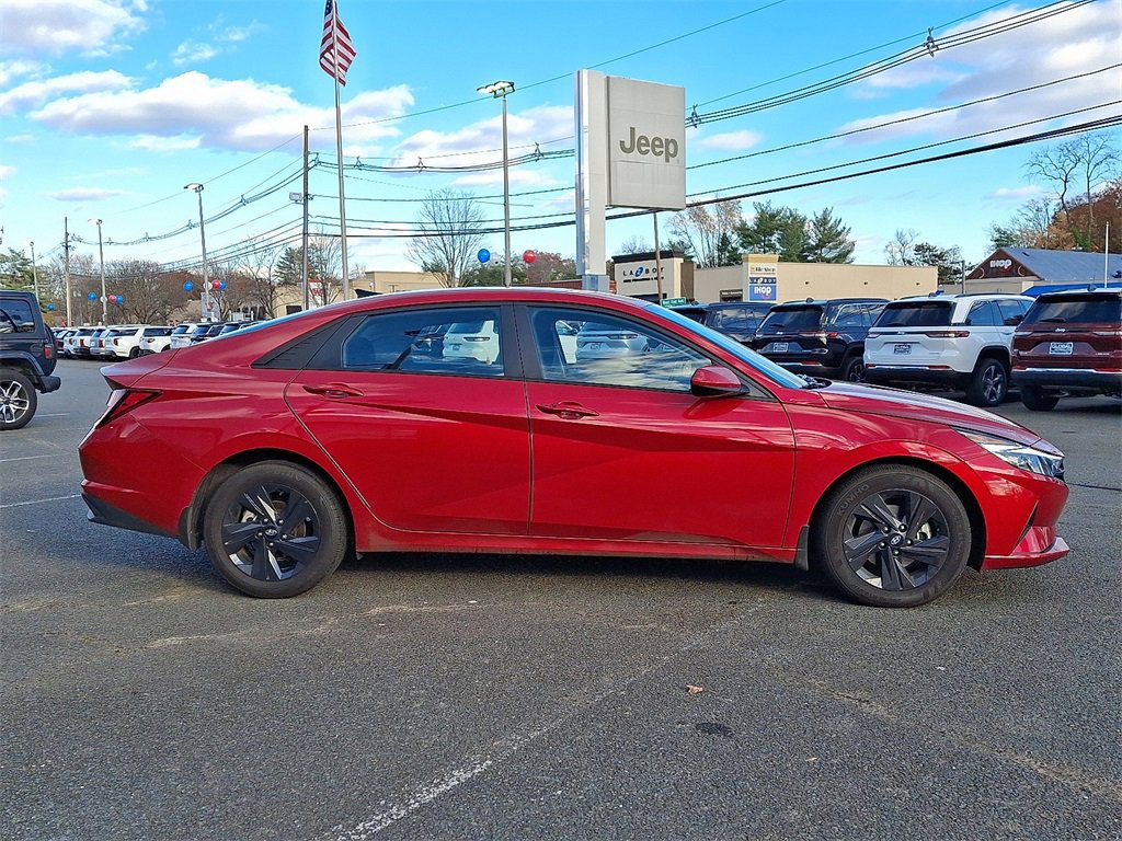 Used 2022 Hyundai Elantra SEL image 8