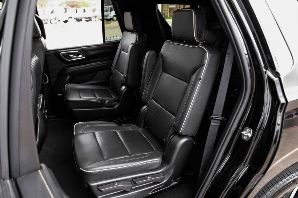 Used 2023 Chevrolet Tahoe Premier w/ LPO, Illumination Package image 41