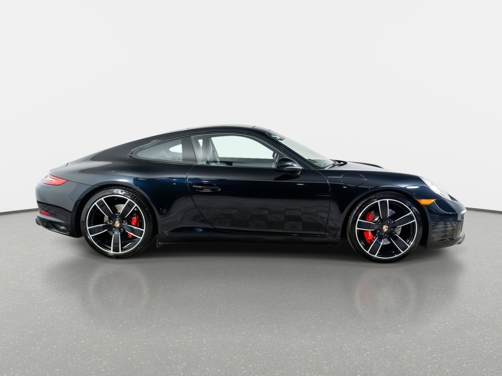 Used 2017 Porsche 911 Carrera S image 5