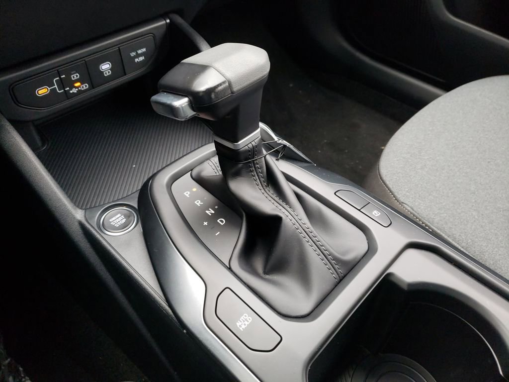 New 2025 Kia K4 LXS image 21