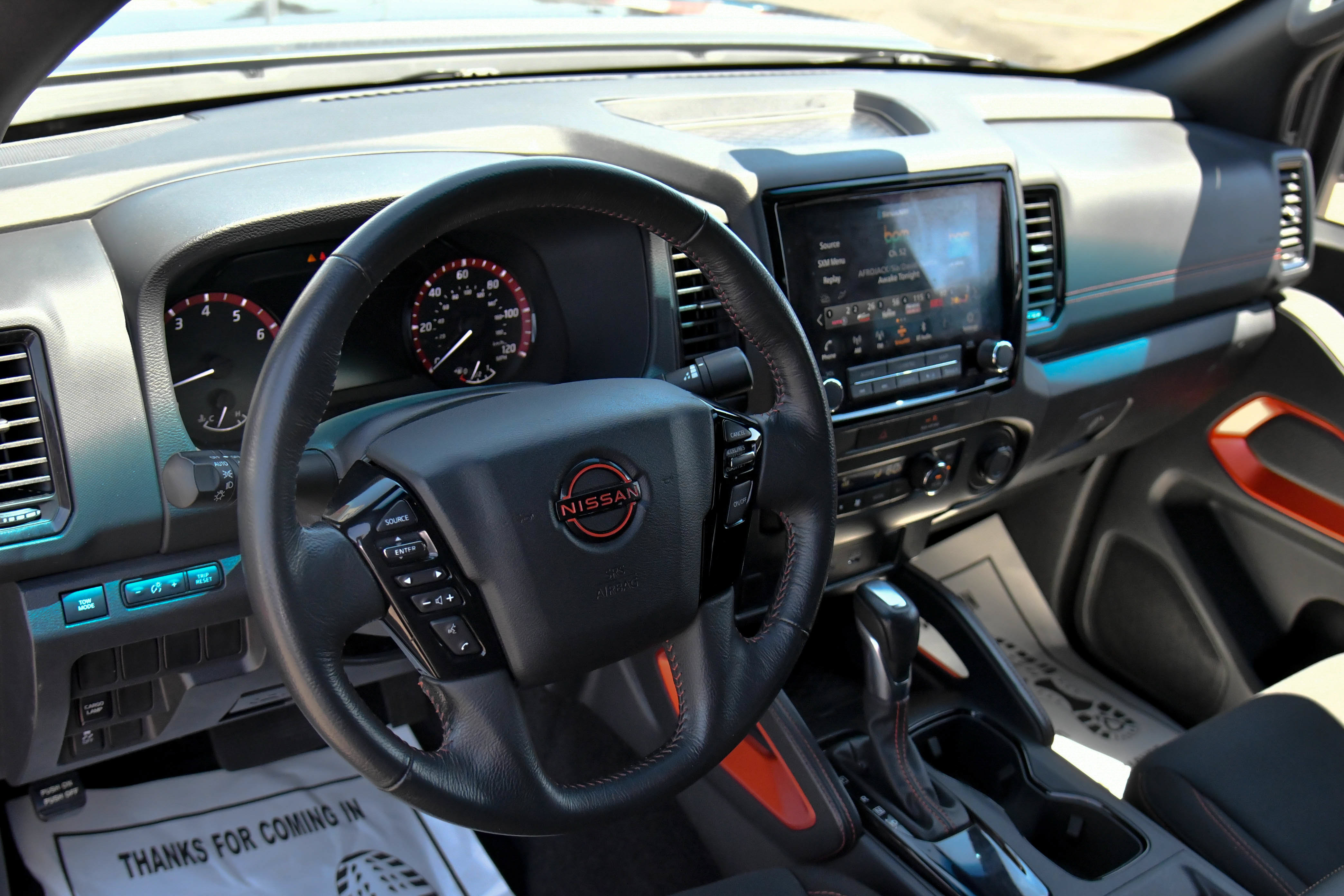 Used 2022 Nissan Frontier Pro-X RWD image 14