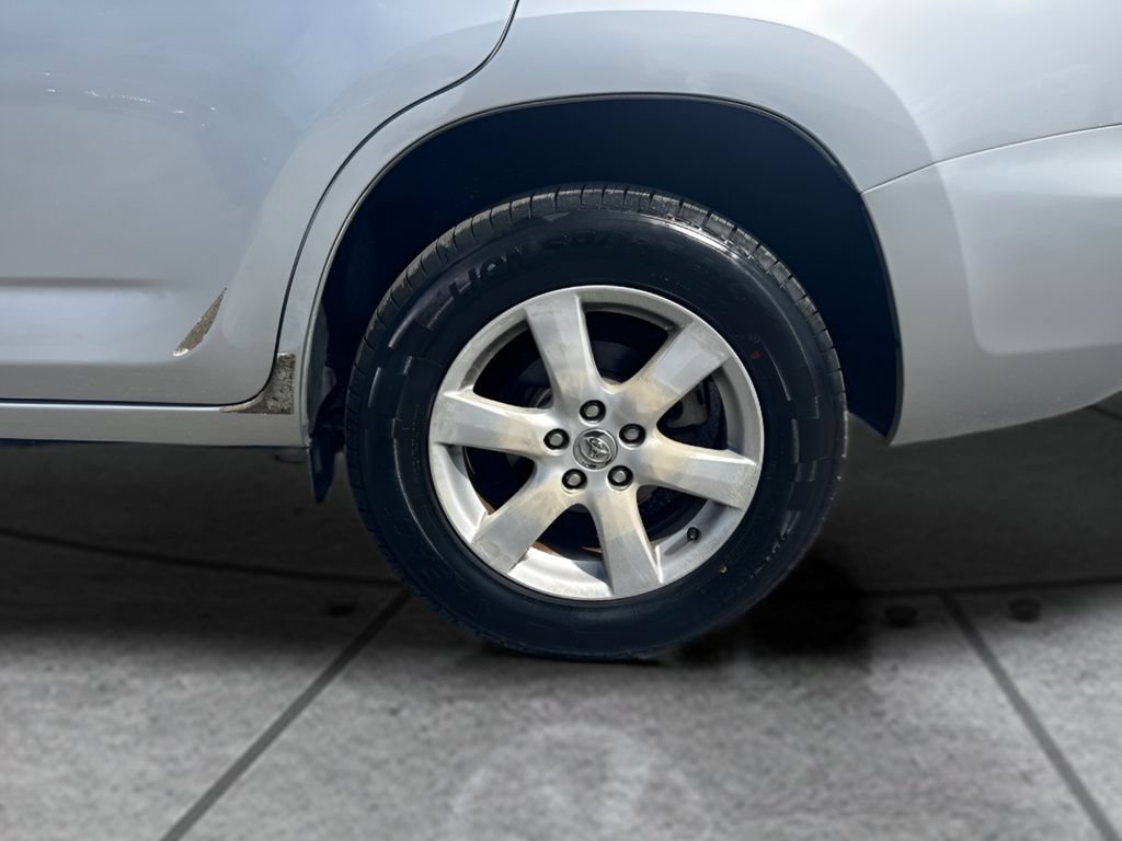 Used 2008 Toyota RAV4 Limited FWD image 18