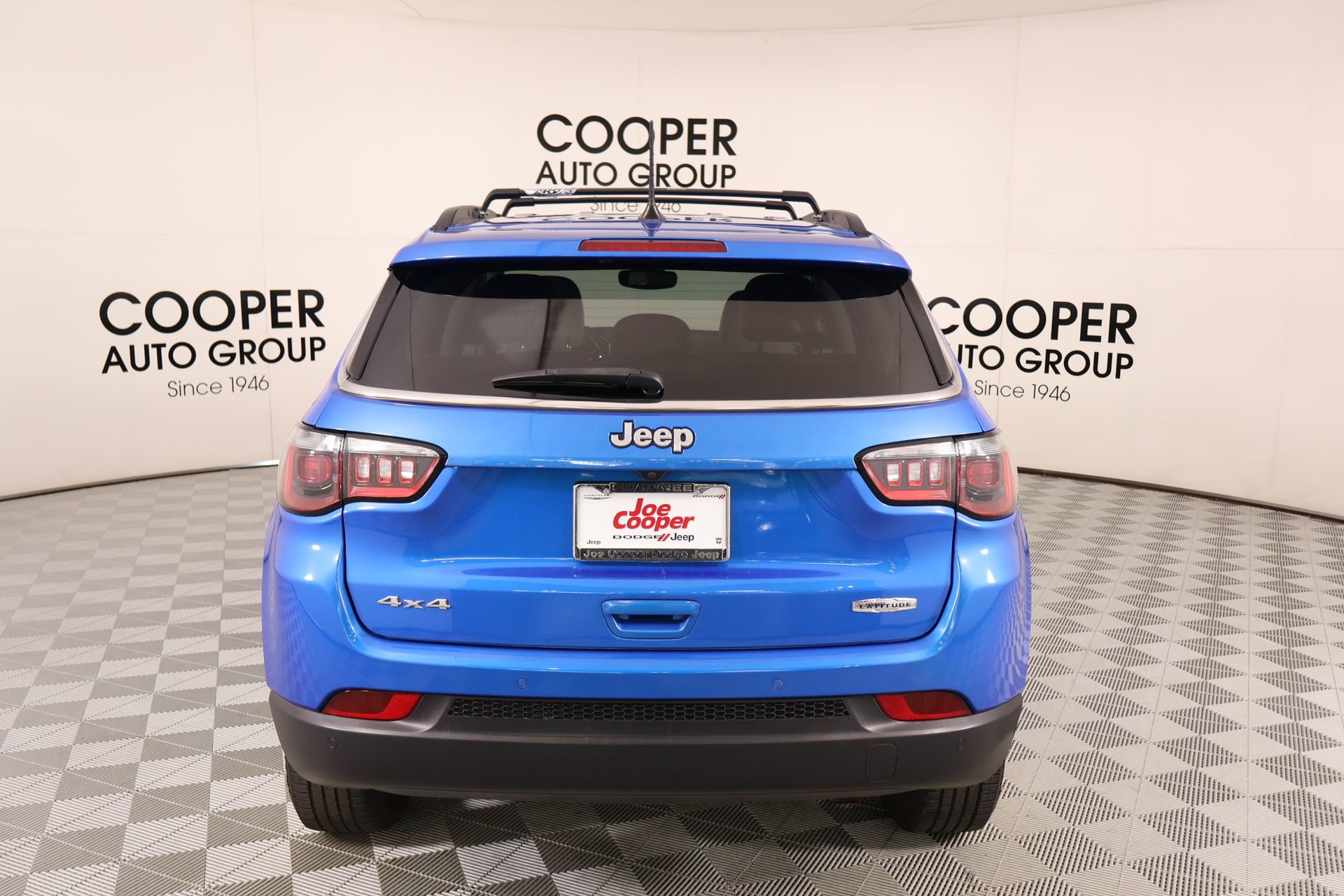 Used 2021 Jeep Compass Latitude w/ Driver Assistance Group AWD/4WD image 21