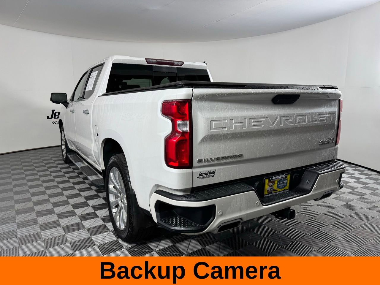 Used 2019 Chevrolet Silverado 1500 High Country image 9