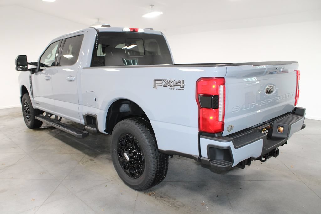 New 2026 Ford F250 Lariat w/ Black Appearance Package AWD/4WD image 6