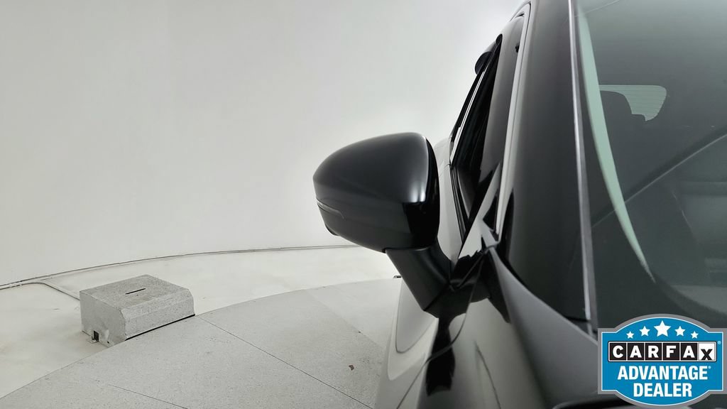 Used 2023 Nissan Rogue SL w/ SL Premium Package FWD image 18