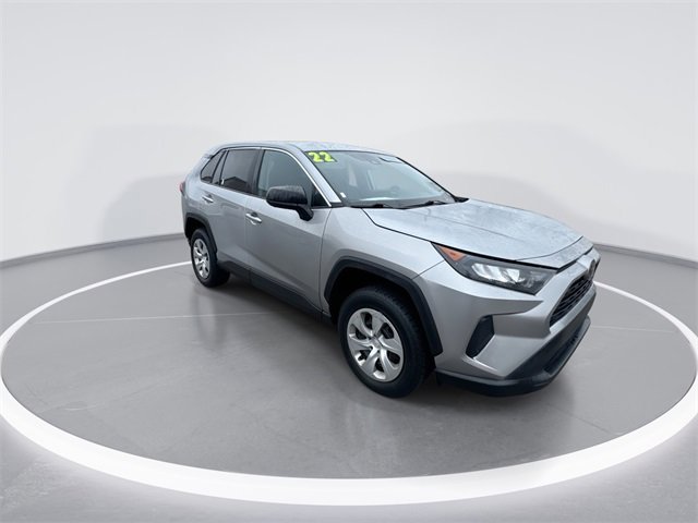 Used 2022 Toyota RAV4 LE image 2