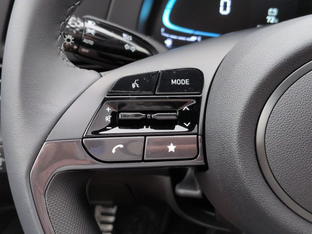 New 2026 Hyundai Elantra SEL Sport FWD image 22