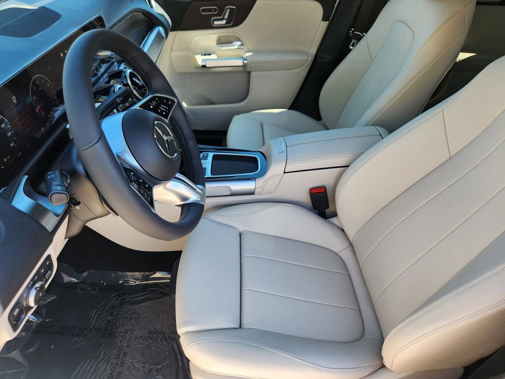 New 2026 Mercedes-Benz GLB 250 4MATIC image 12