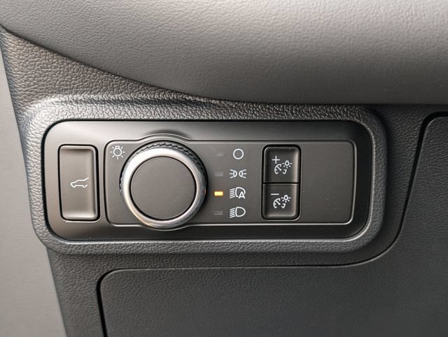 New 2026 Ford Explorer Active AWD/4WD image 17