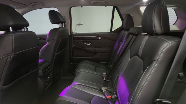 Used 2025 Honda Pilot EX-L image 17