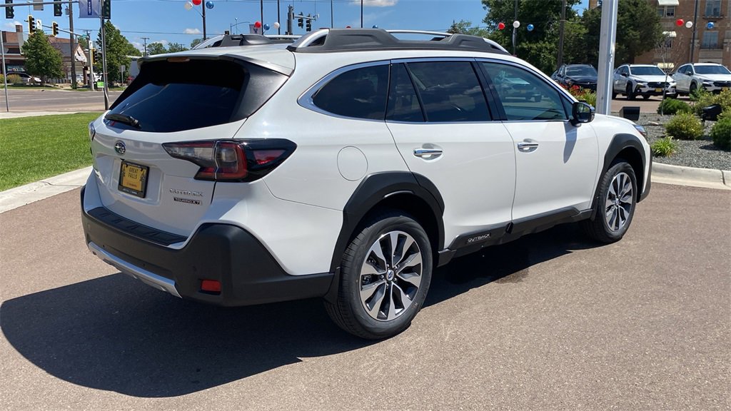 New 2025 Subaru Outback Touring XT image 5