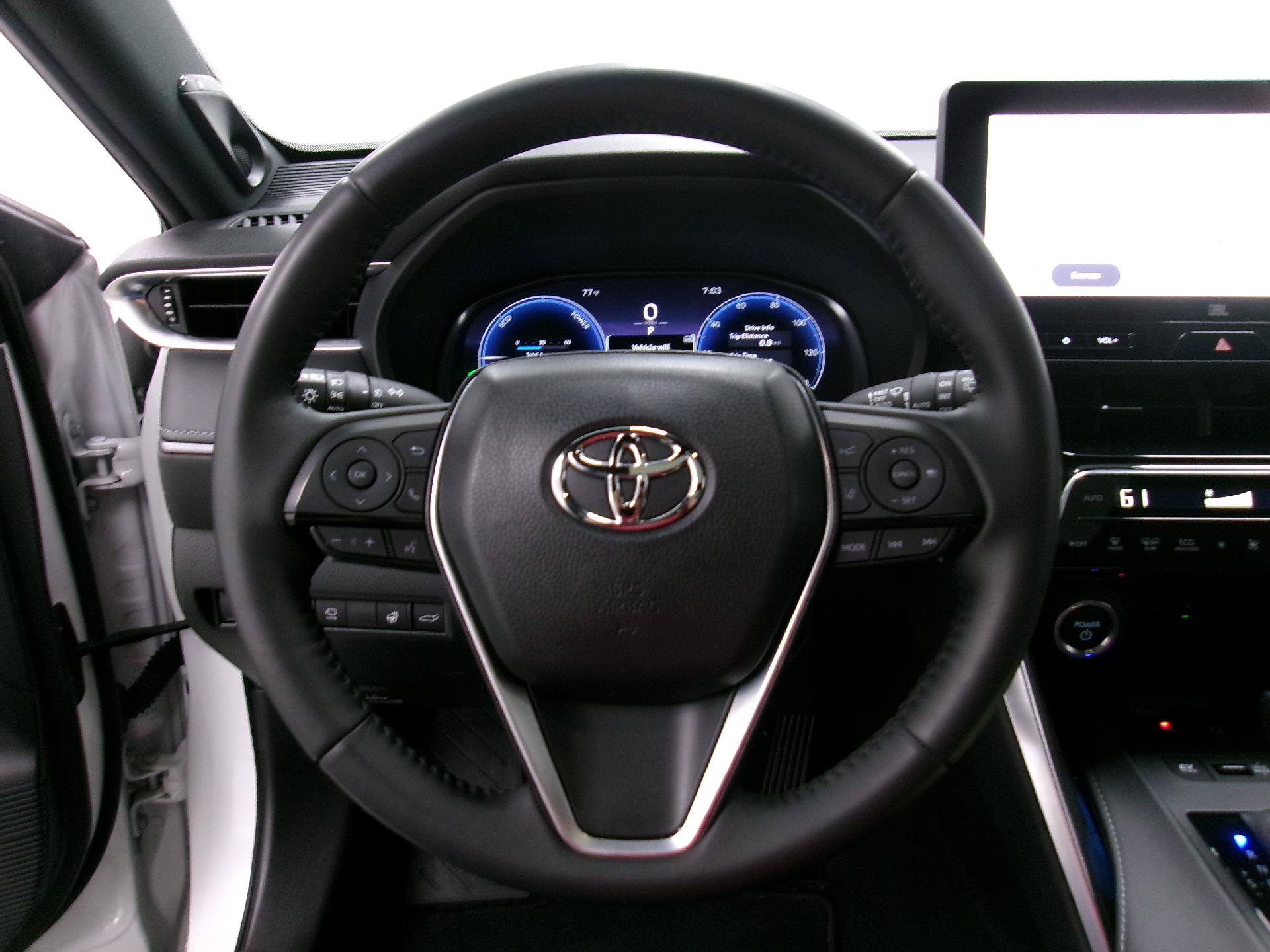 Used 2024 Toyota Venza Limited AWD/4WD image 6