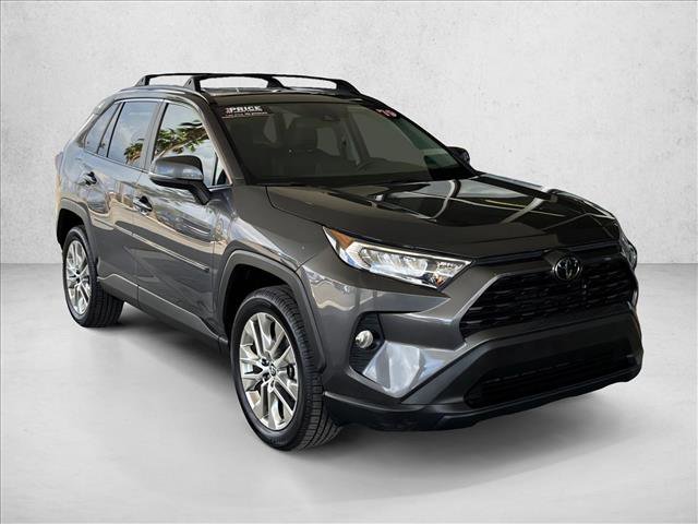 Used 2019 Toyota RAV4 XLE Premium image 5
