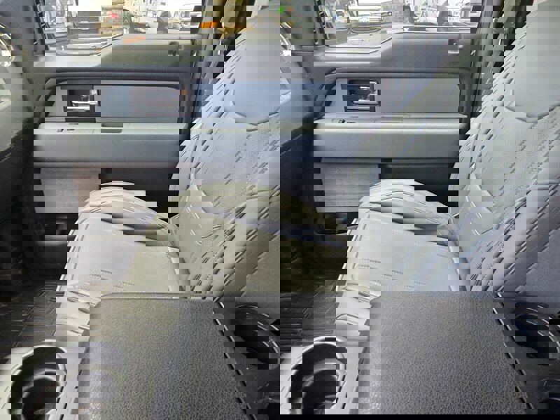 Used 2014 Ford F150 XLT w/ Equipment Group 302A Luxury image 13