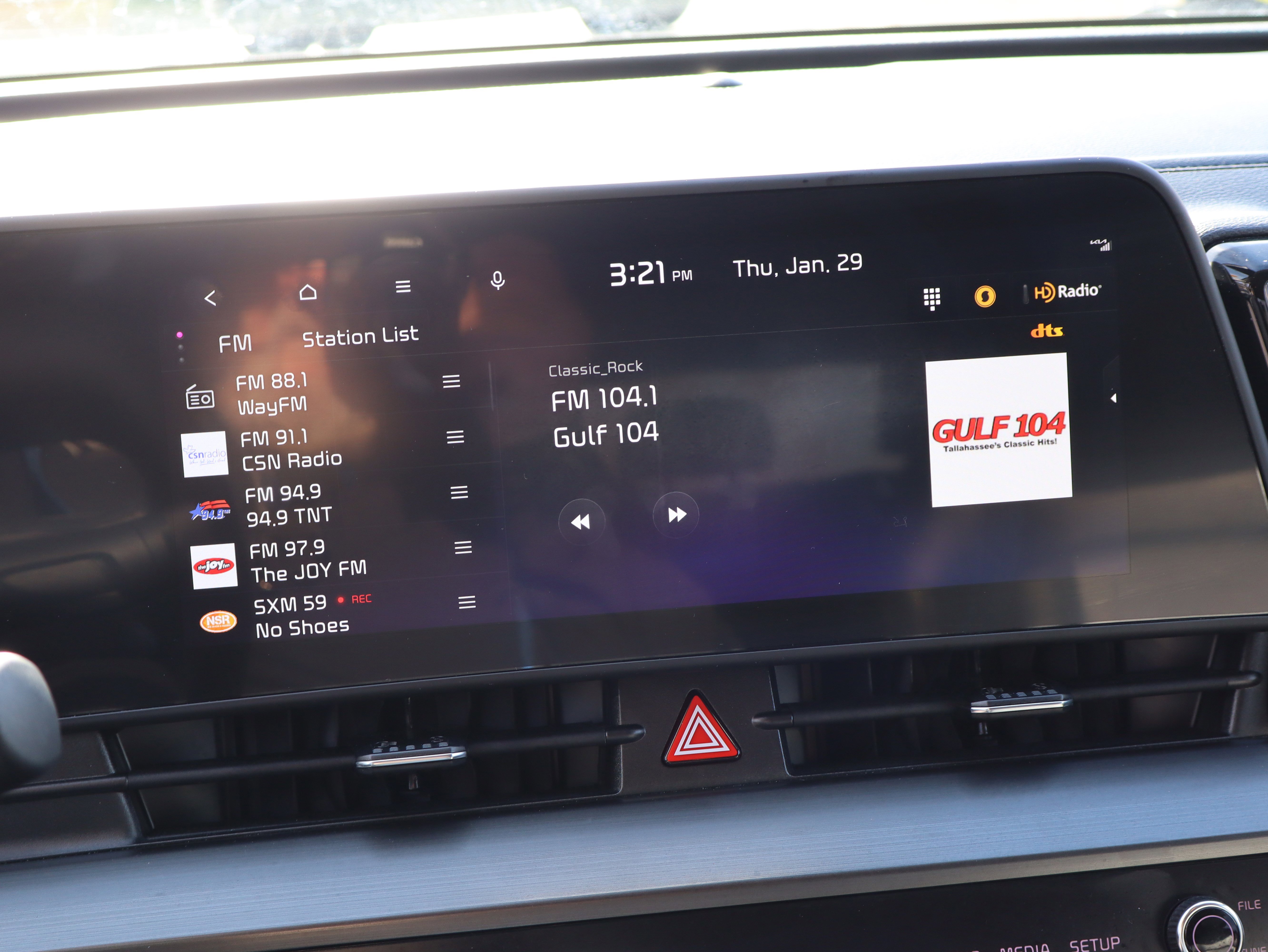 Used 2023 Kia Sportage EX image 28