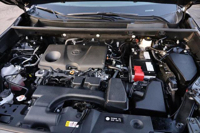 Certified 2025 Toyota RAV4 XLE Premium image 28