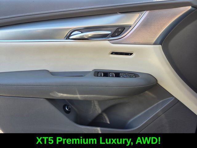 Used 2021 Cadillac XT5 Premium Luxury AWD/4WD image 21