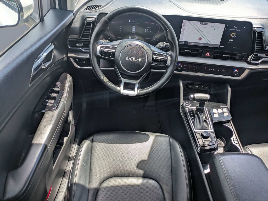 Used 2024 Kia Sportage EX FWD image 16