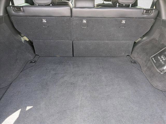 Used 2017 INFINITI QX70 2WD w/ Limited Package image 6