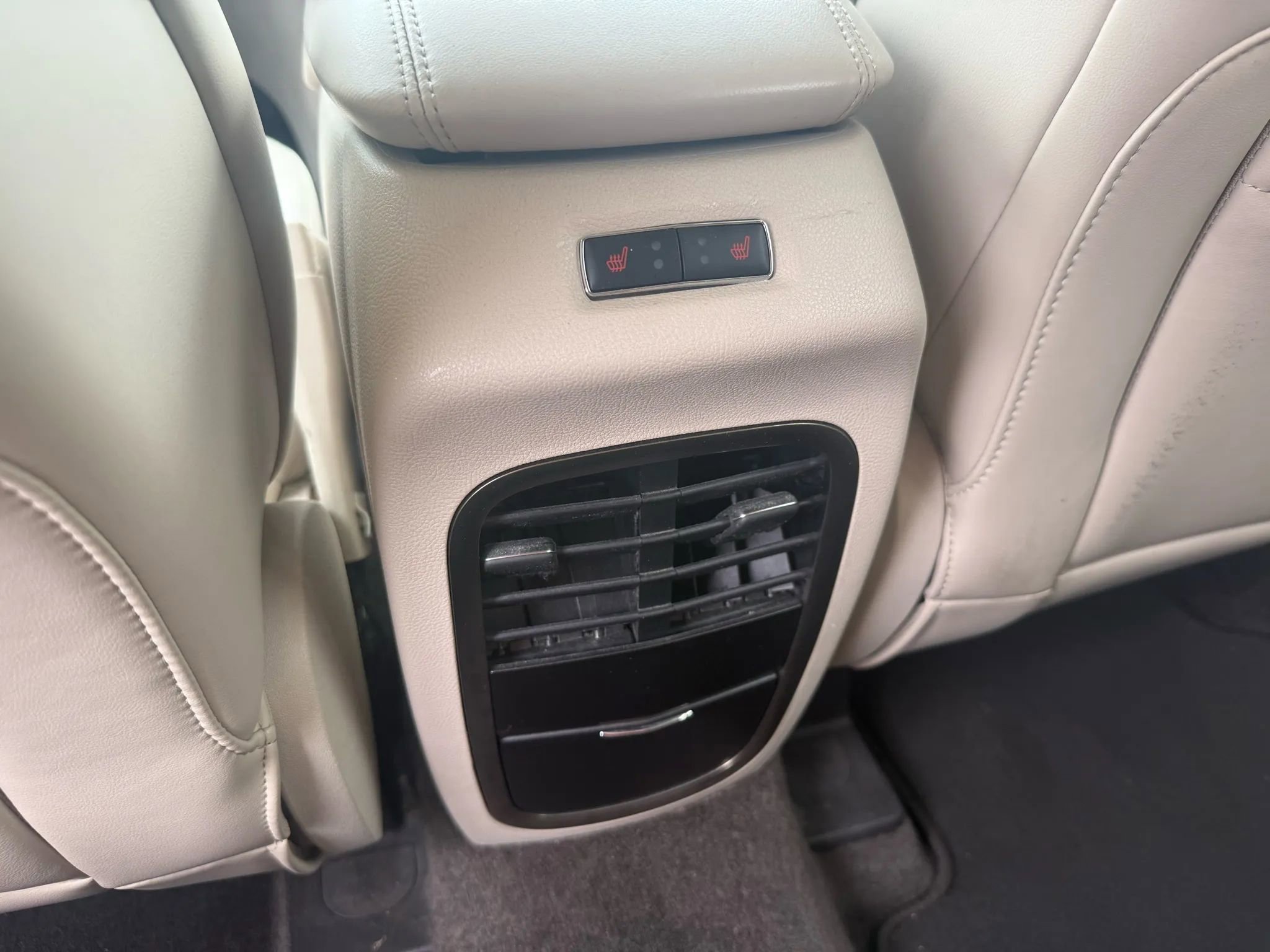 Used 2018 Lincoln MKC Reserve w/ Lincoln MKC Climate Package image 30