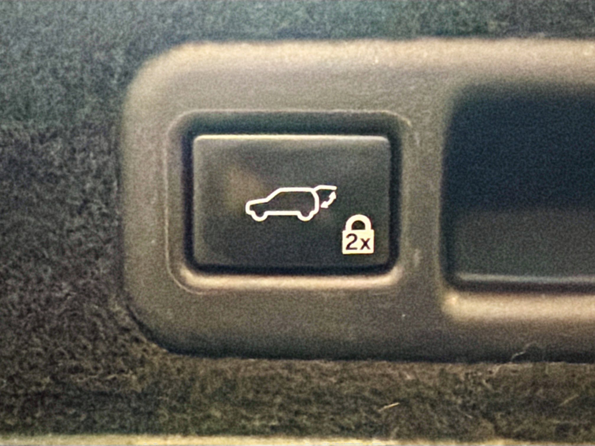 Used 2017 Lexus RX 450h AWD w/ Accessory Package image 32