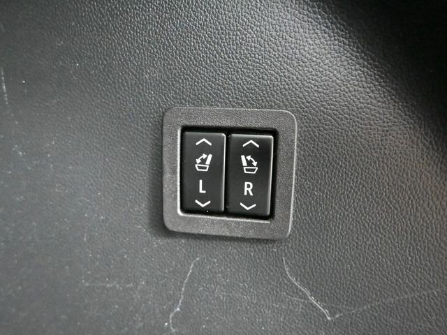 Used 2021 Buick Enclave Avenir w/ Avenir Technology Package image 45