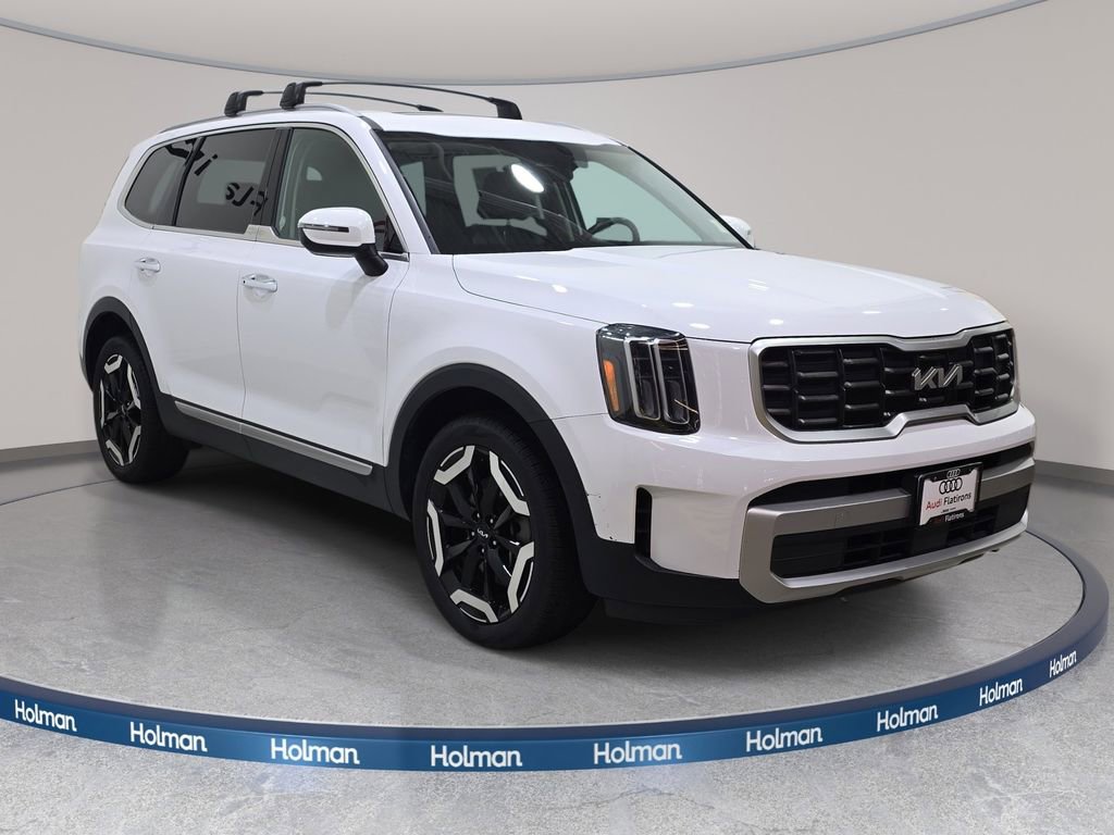 Used 2025 Kia Telluride S AWD/4WD image 4