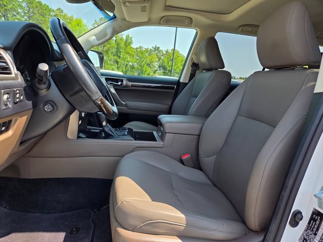 Used 2020 Lexus GX 460 Premium w/ Premium Package AWD/4WD image 9