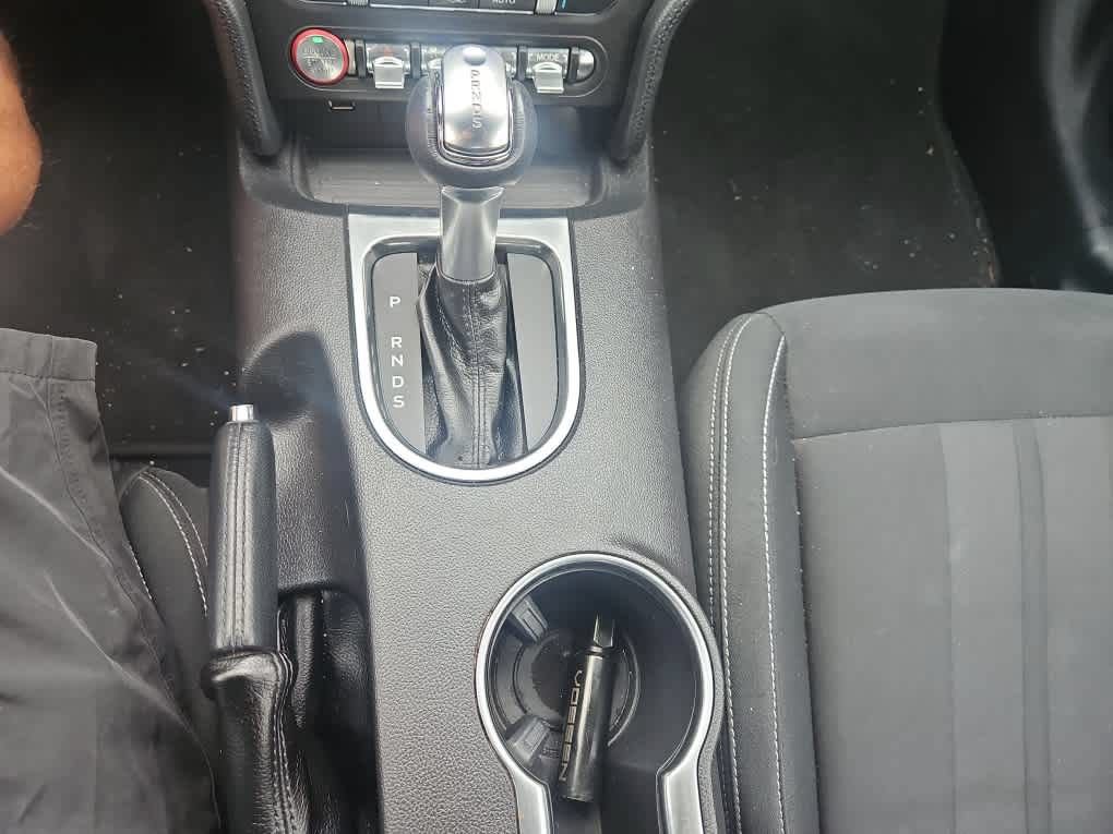 Used 2019 Ford Mustang Coupe w/ Equipment Group 101A RWD image 18