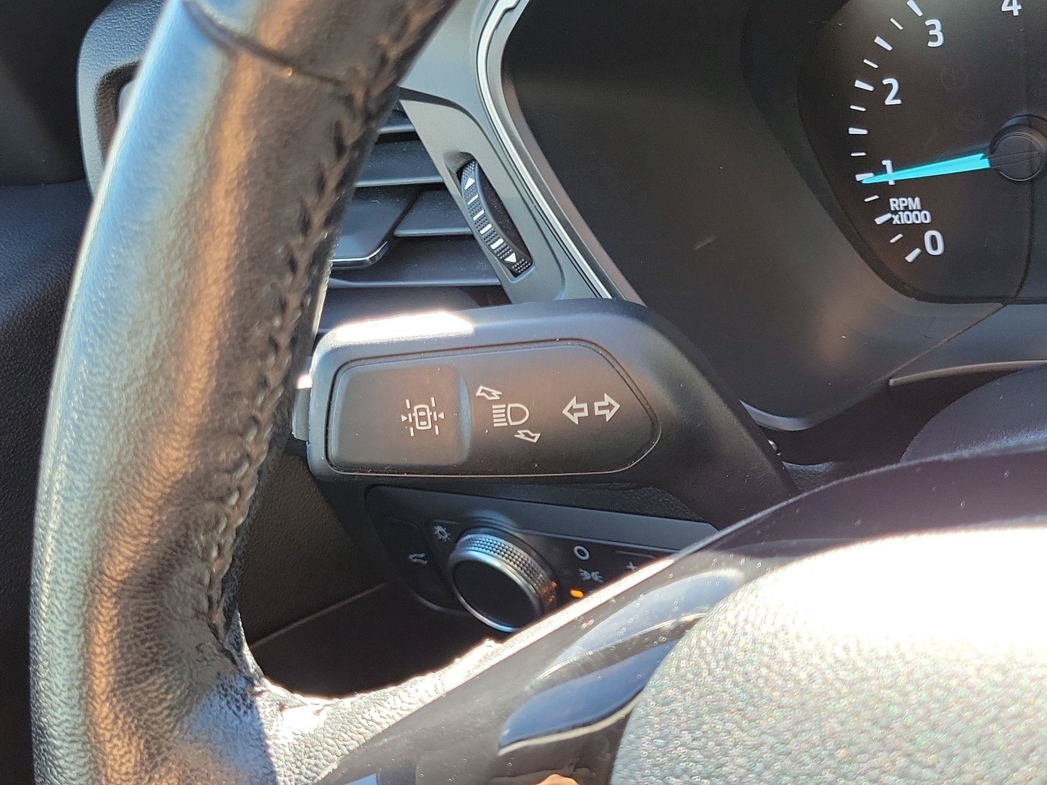 Used 2021 Ford Escape SE w/ Convenience Package AWD/4WD image 13