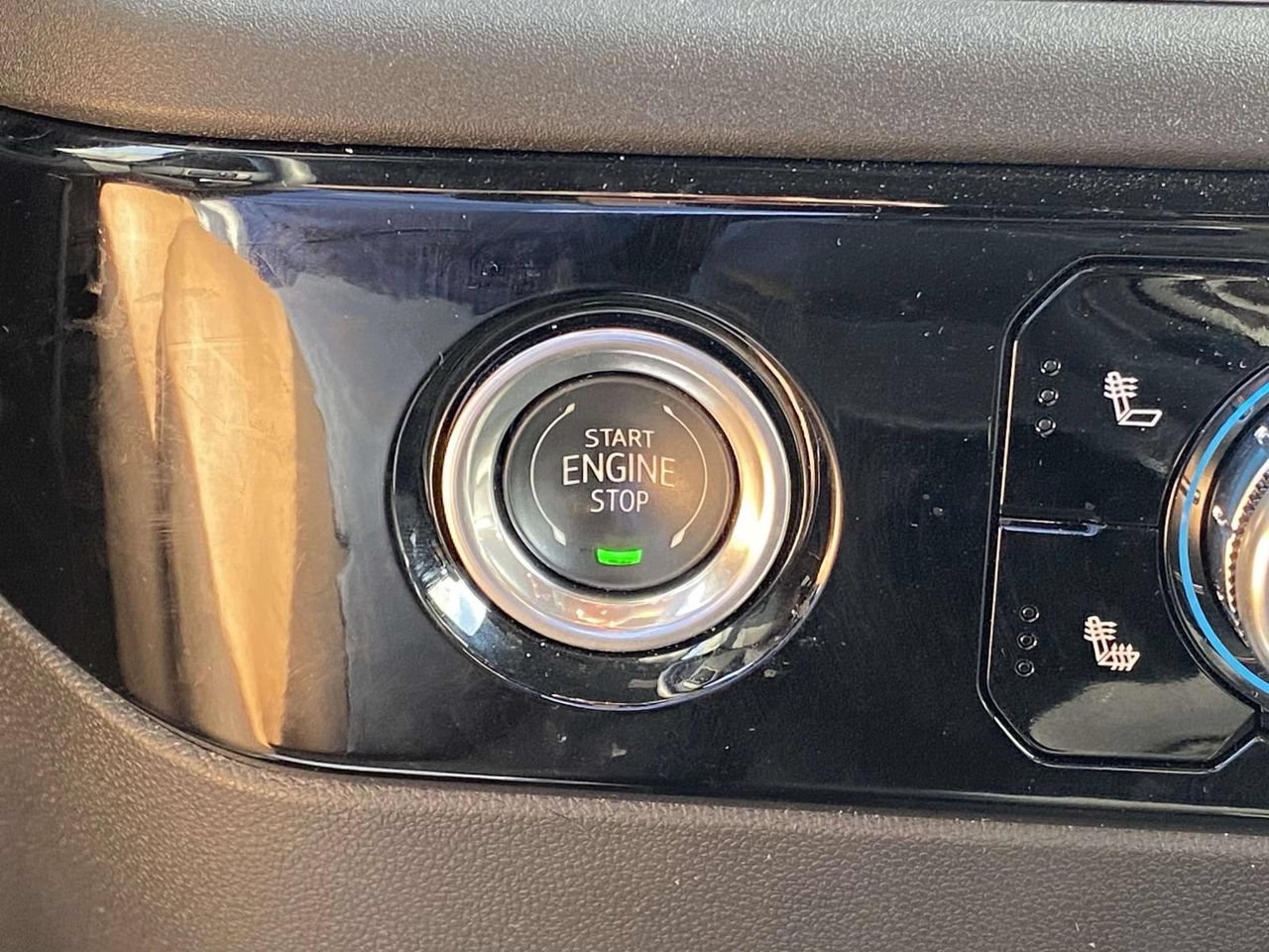 Used 2024 GMC Sierra 1500 Elevation AWD/4WD image 26