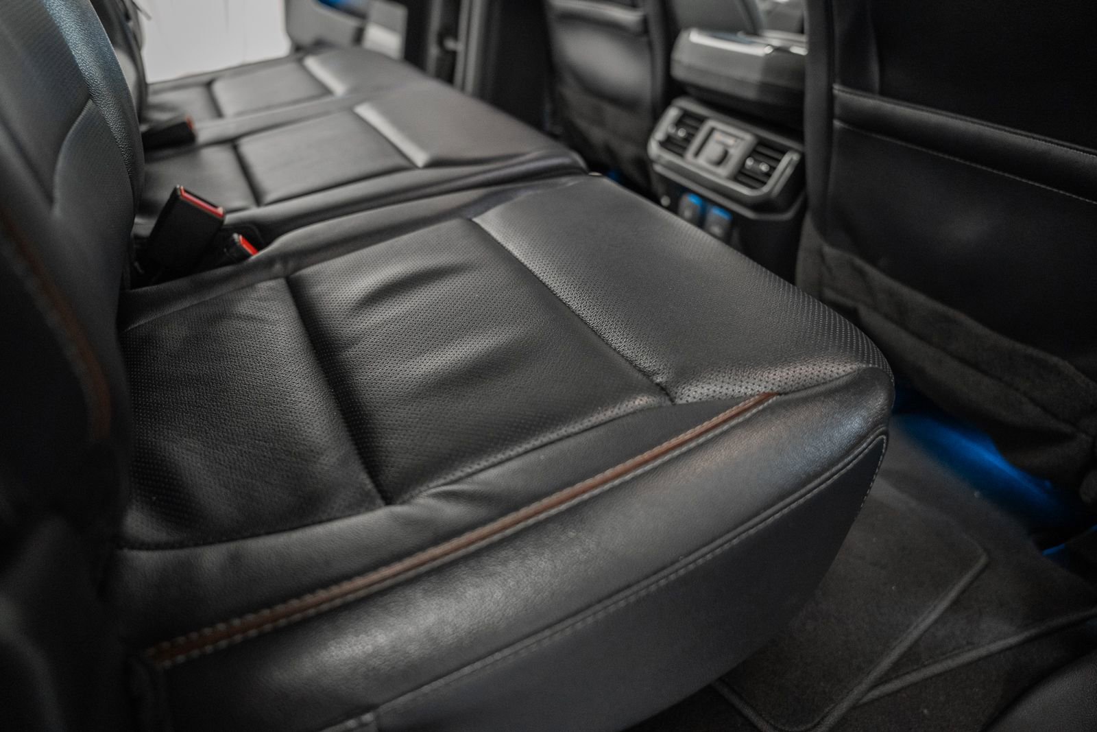 Certified 2023 Ford F150 Lariat w/ Equipment Group 502A High image 43