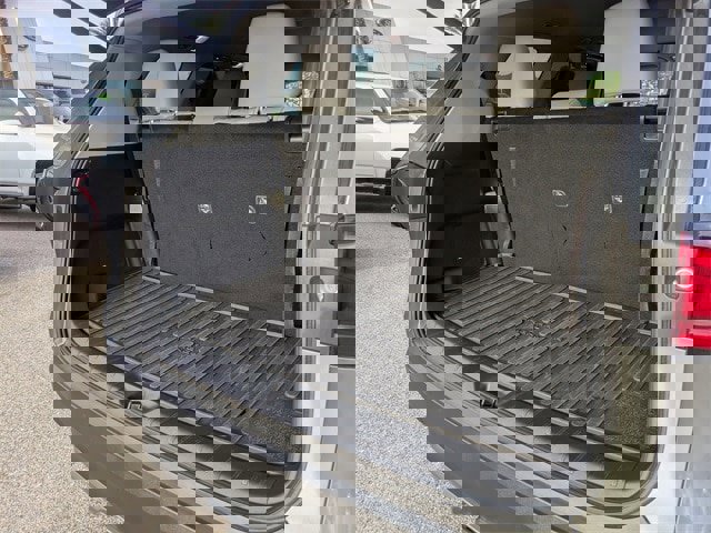 Used 2025 Toyota Grand Highlander FWD image 16