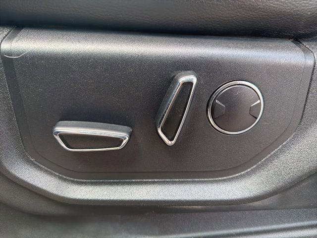 Used 2017 Ford F350 Lariat w/ Lariat Ultimate Package image 11