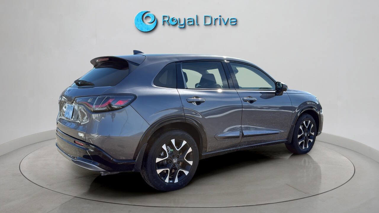 Used 2026 Honda HR-V EX-L image 5