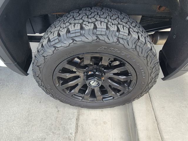 Used 2021 GMC Sierra 1500 AT4 w/ AT4 Premium Package AWD/4WD image 41
