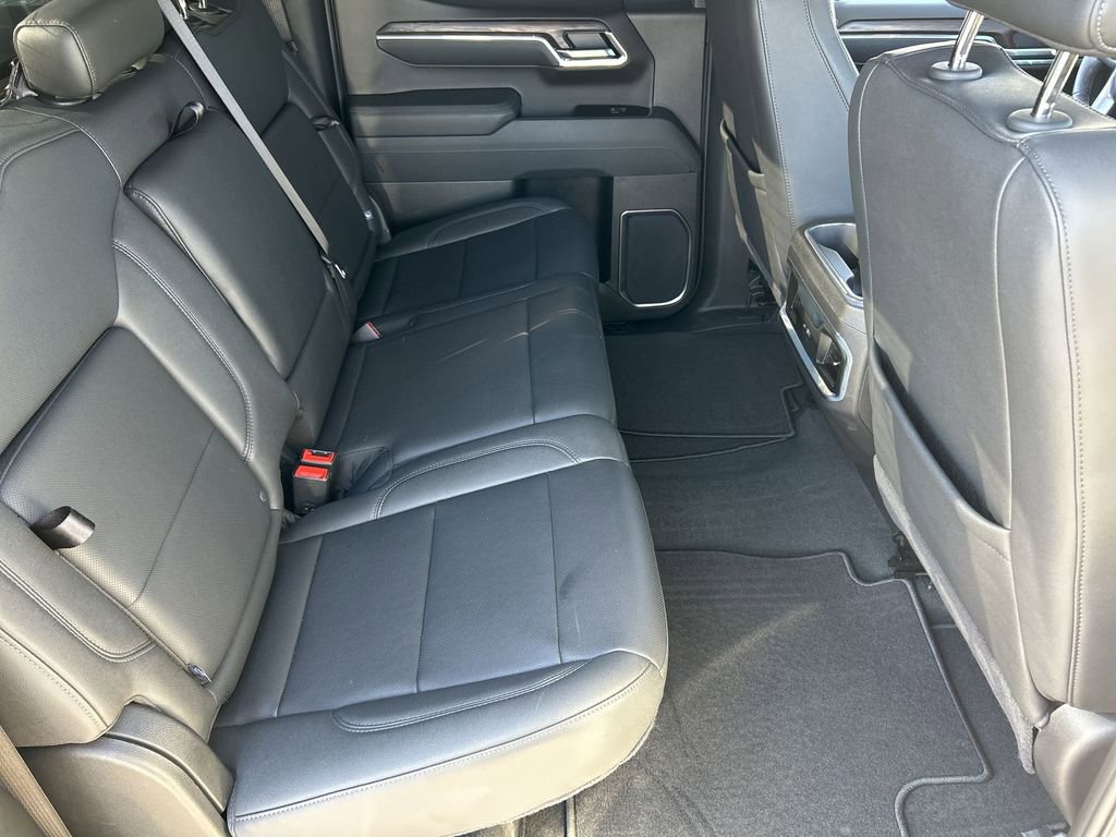 Used 2025 GMC Sierra 1500 SLT w/ SLT Premium Package image 26