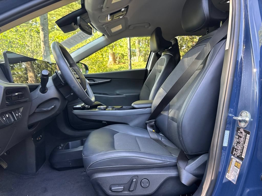 Used 2025 Kia EV6 Light w/ Light LR Technology Package AWD/4WD image 8