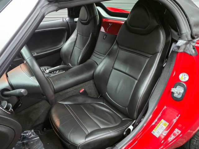 Used 2006 Pontiac Solstice Convertible w/ Premium Package RWD image 14